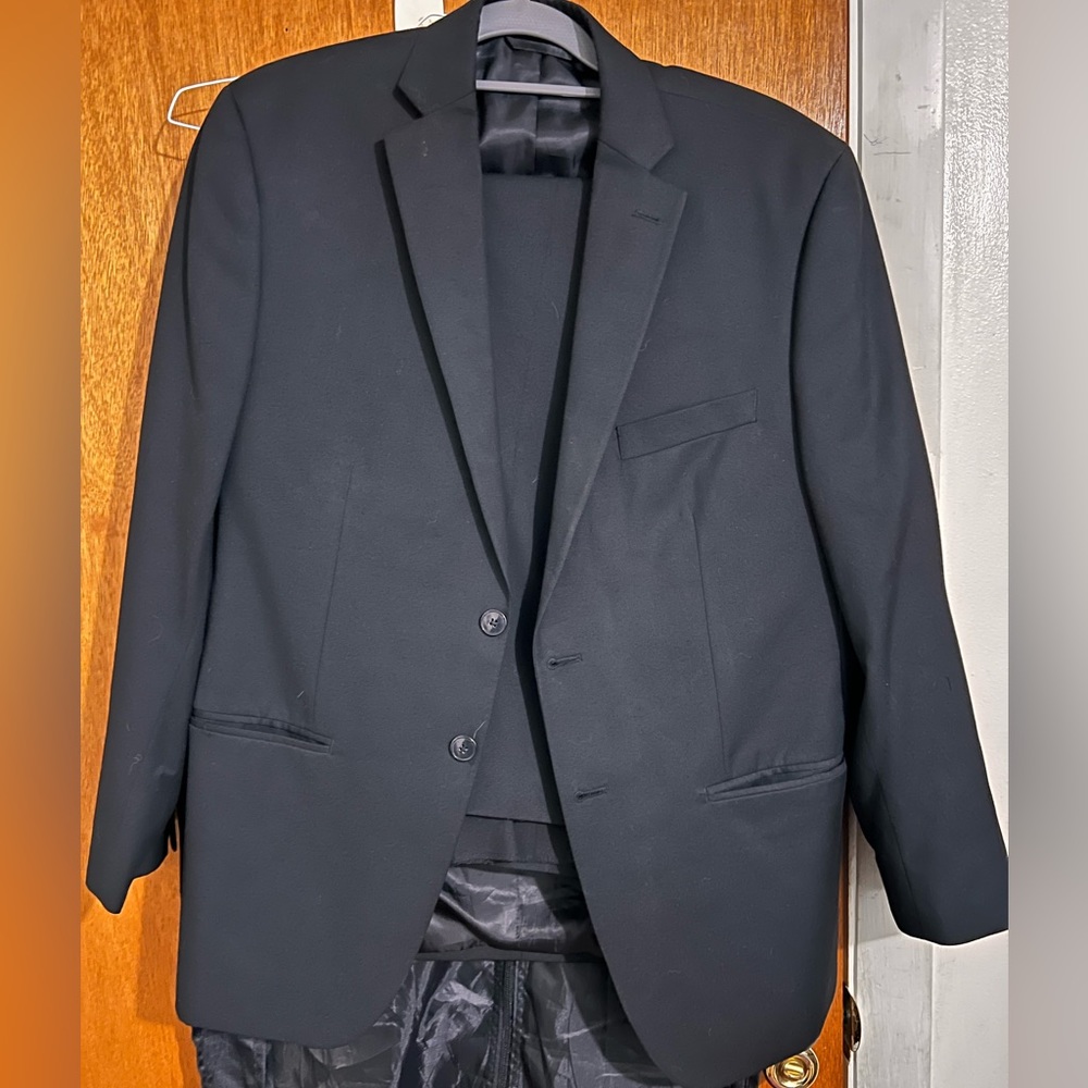 MENS Van Heusen 2pc Suit! 40s, 34x30 pants BLACK!